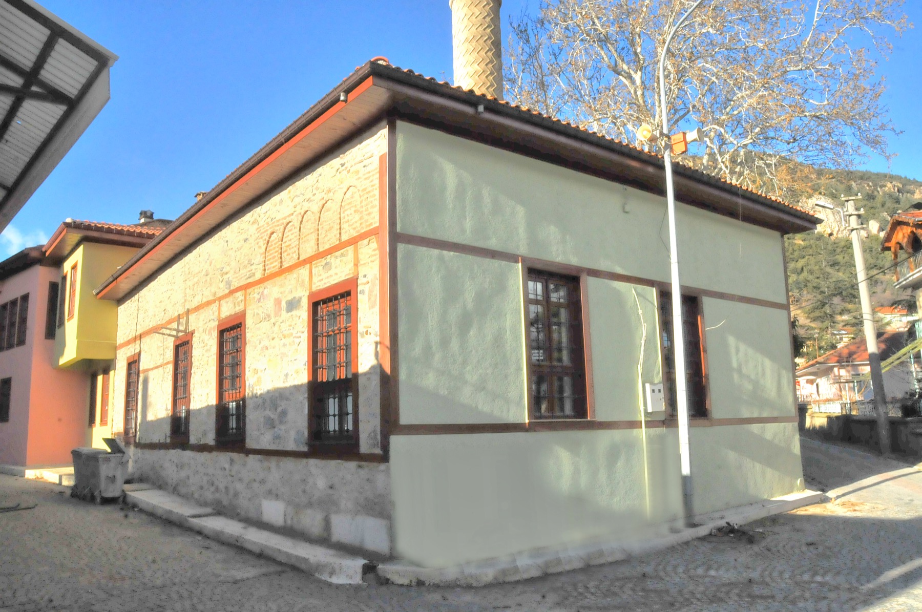 Cinaralti mescidi 002