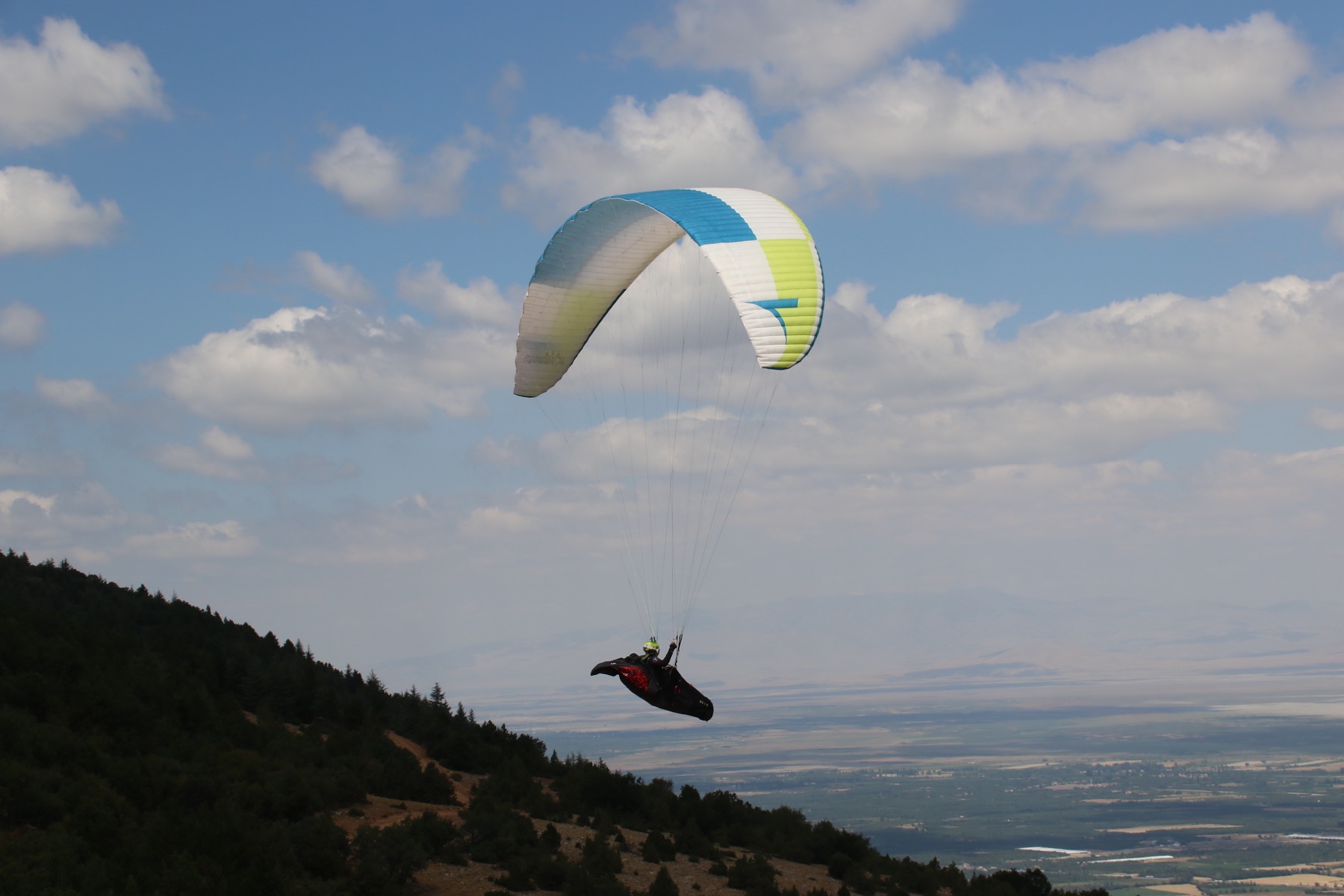 Aksehirde yamac parasutu 004