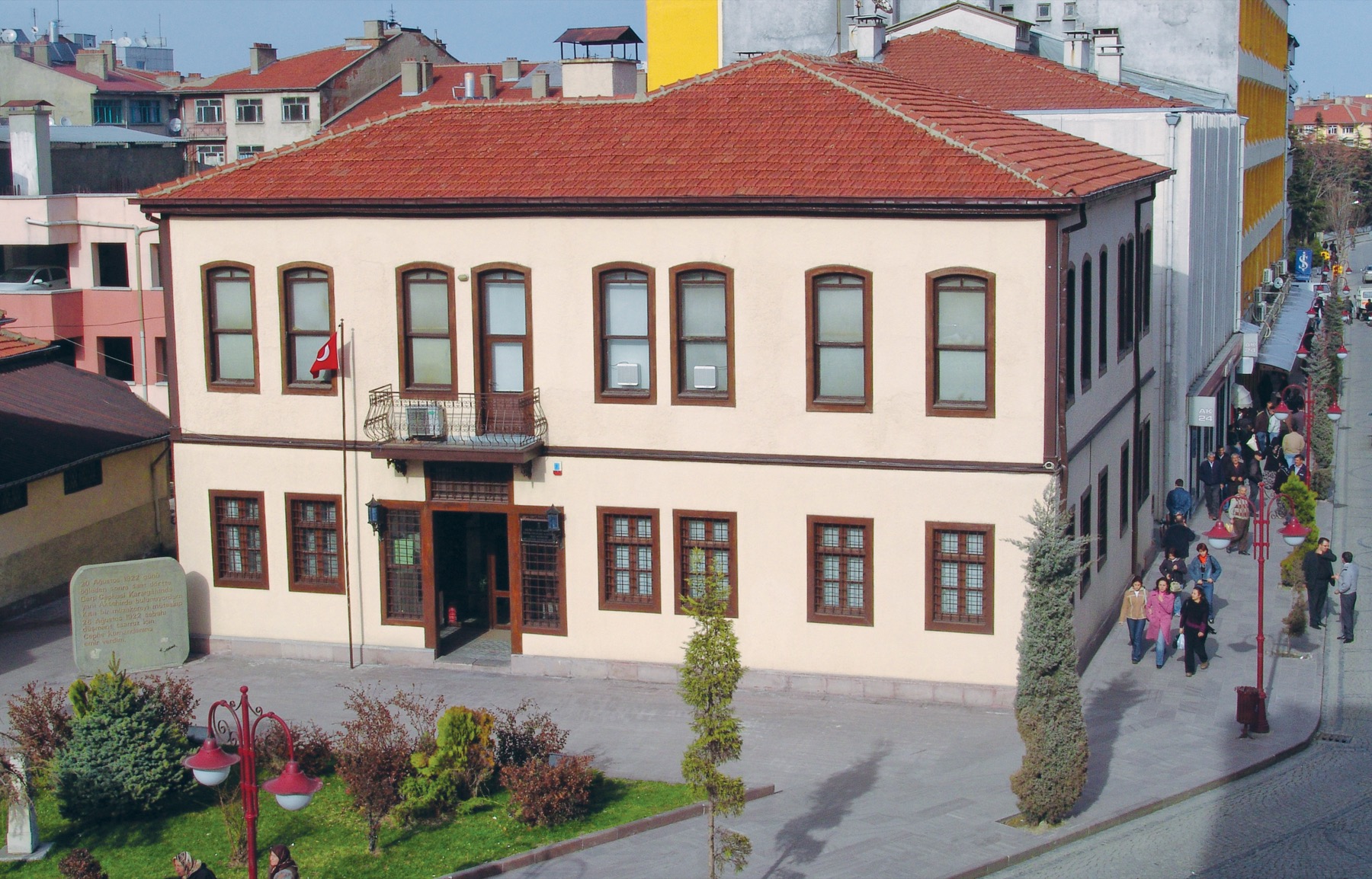 Bati cephesi karargahi binasi 002