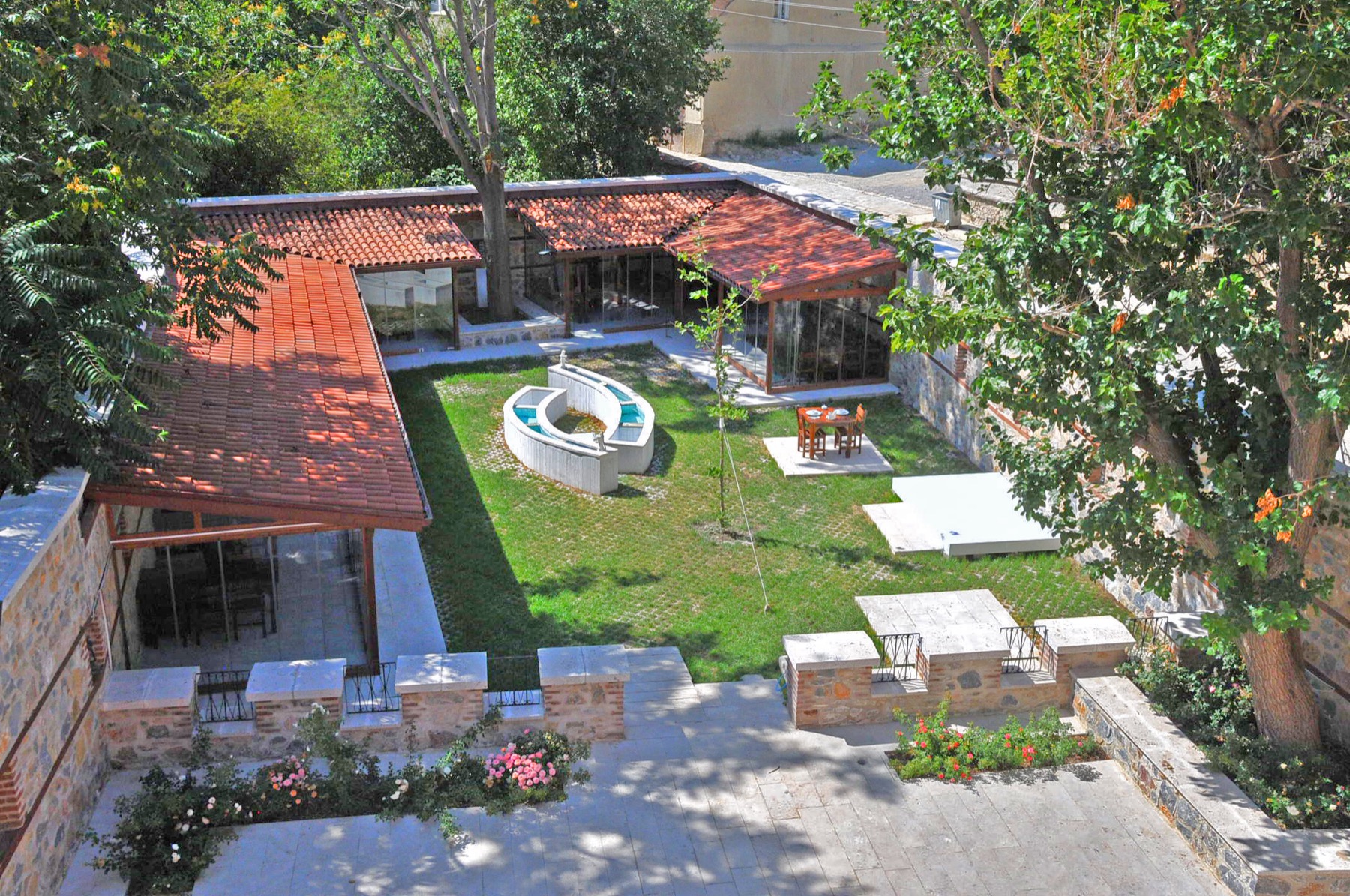 Takkasizlar konagi 004