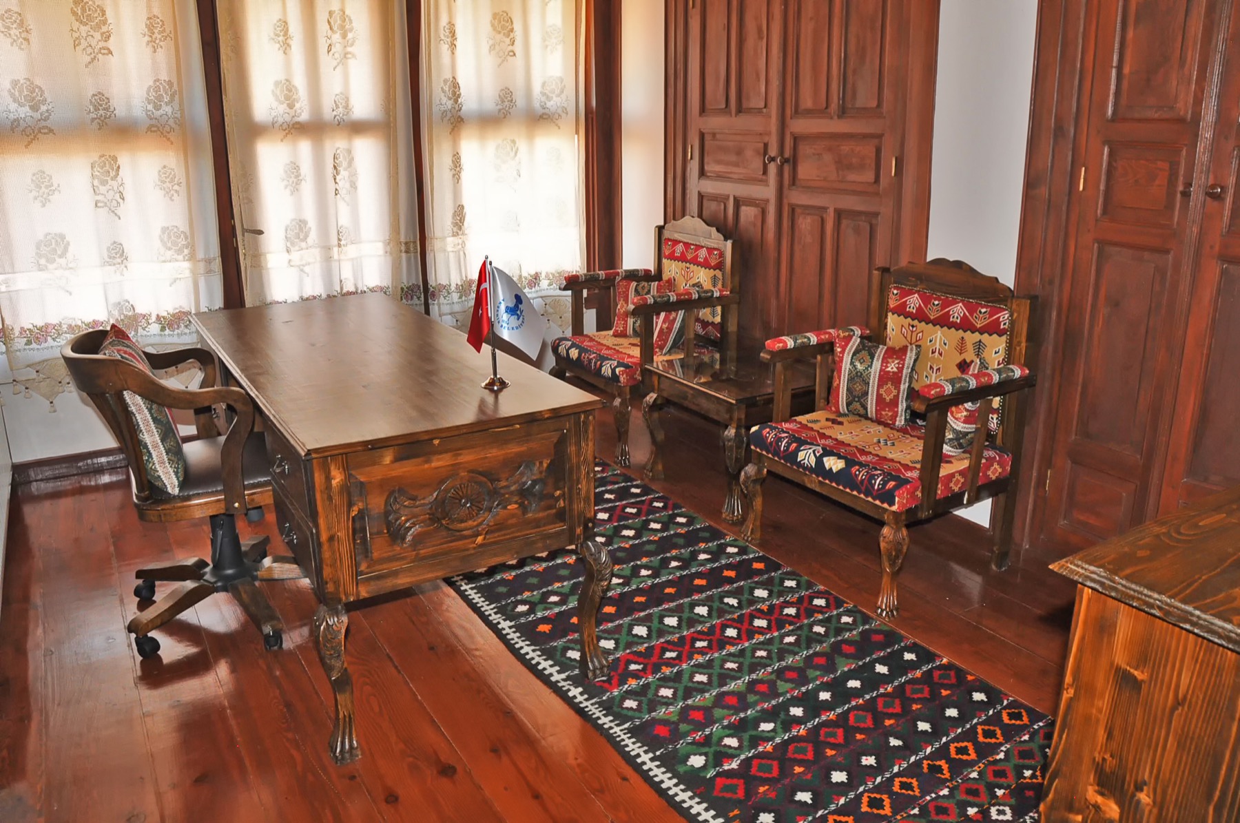 Takkasizlar konagi 005