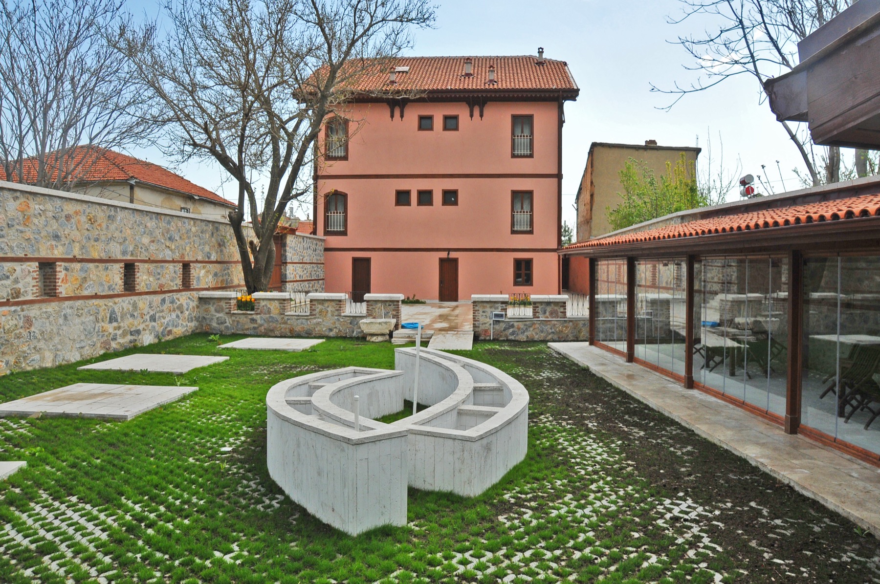 Takkasizlar konagi 009