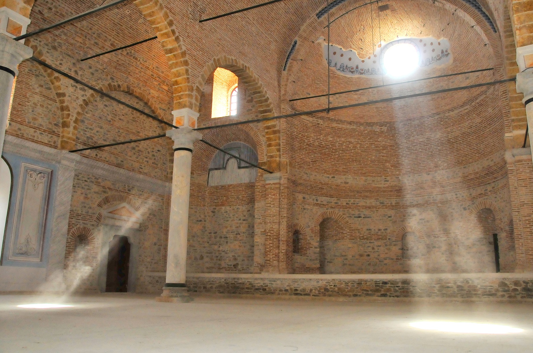 Tarihi ermeni kilisesi 001