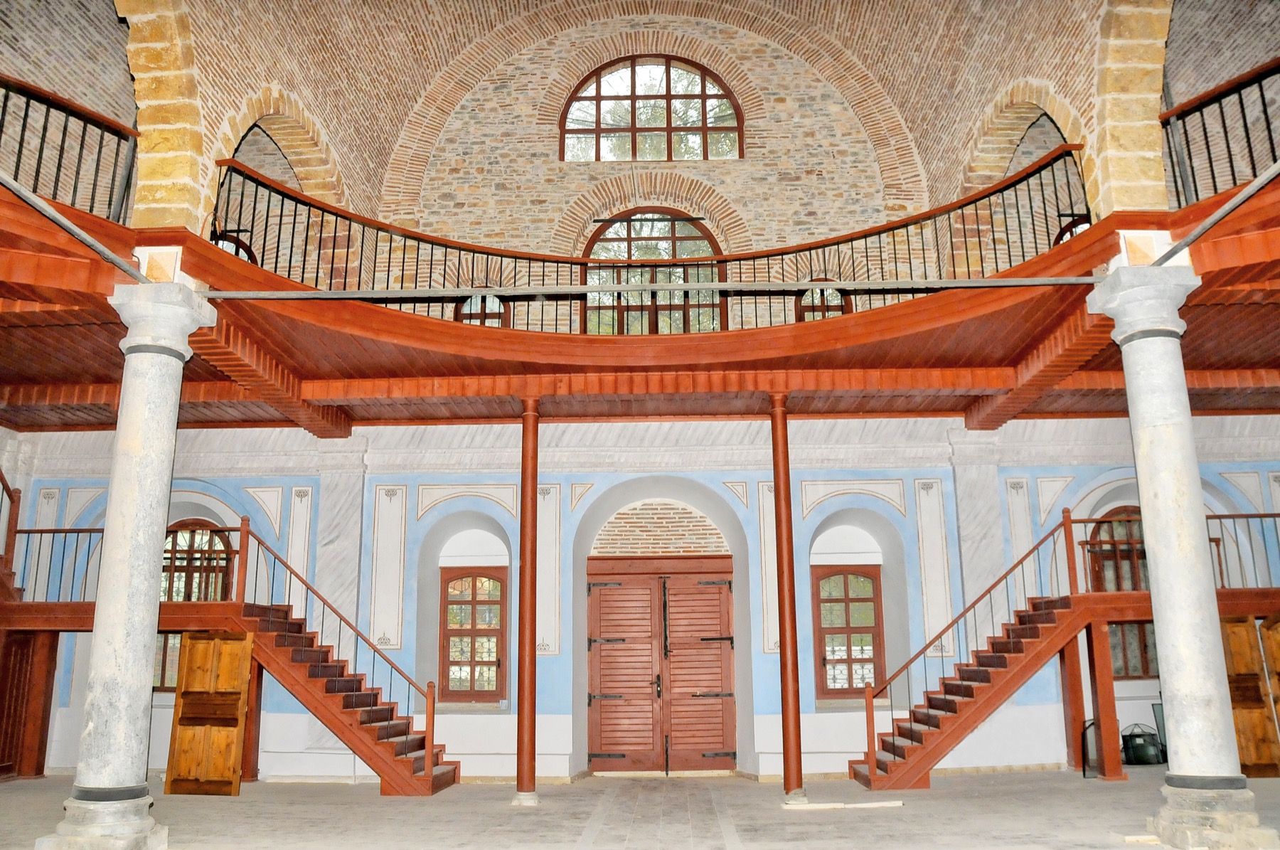 Tarihi ermeni kilisesi 004